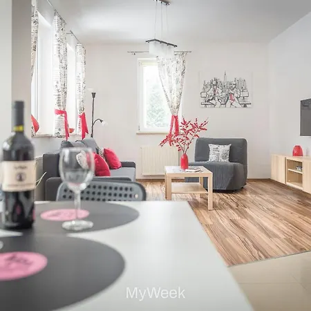Apartment Wysokie Himalaje, Myweek Polanica-Zdroj